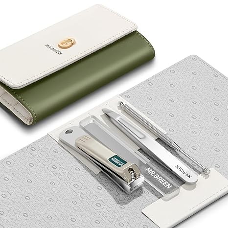 MR.GREEN Colorful Manicure Set Practical Pedicure Kits Nail Clippers Personal Care Tools Facial Hair Scissors with Fashion Case (Mr-6681 Green)